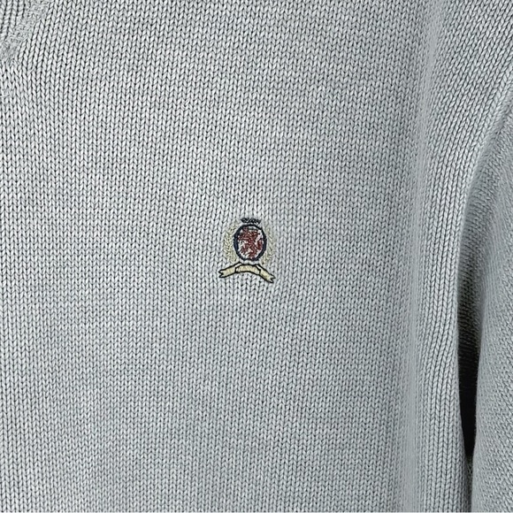 VINTAGE TOMMY HILFIGER Y2K Men's Designer Light Grey Crew Neck Sweater Size XL - Picture 3 of 7